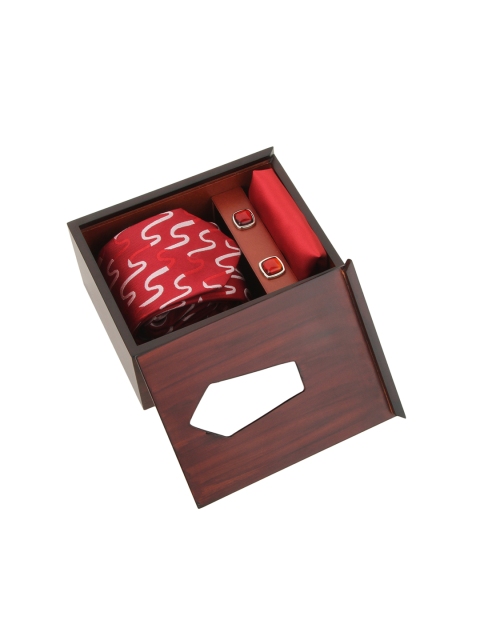 

Alvaro Castagnino Men Red Accessory Gift Set