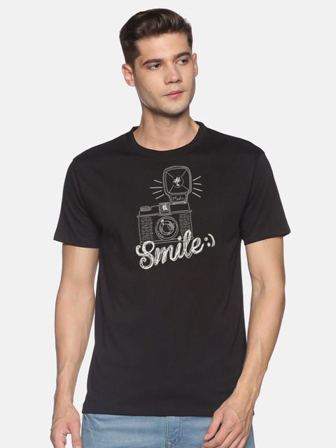 

BLACK RADIO Men Black Typography Printed Slim Fit Cotton T-shirt