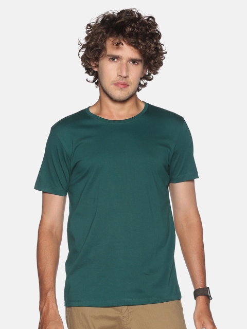 

BLACK RADIO Men Green Cotton Slim Fit T-shirt
