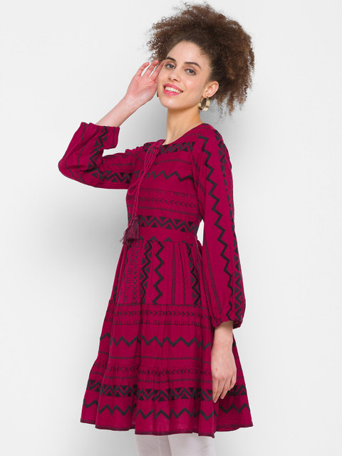

ZOLA Women Maroon Floral Flared Sleeves Kurta