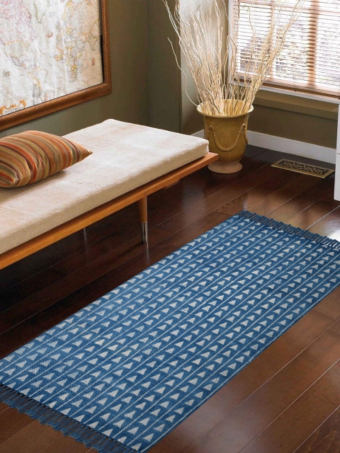 

Gulaab Jaipur Blue & White Geometric Printed Dhurrie
