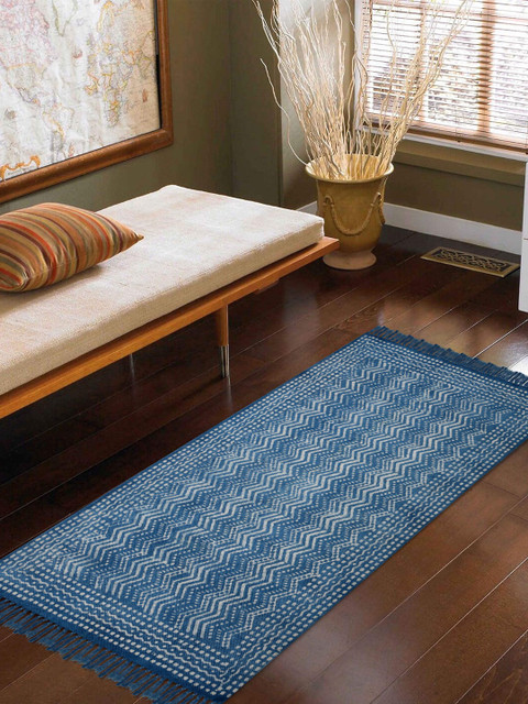 

Gulaab Jaipur Blue & White Chevron Printed Dhurrie