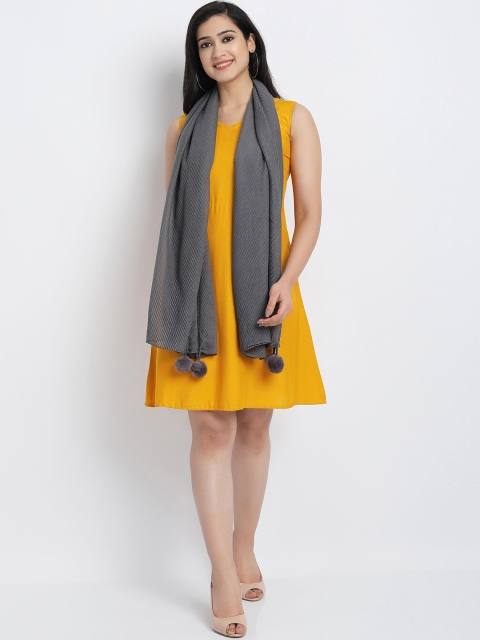 

Wicked Stitch Women Grey Solid Cotton Scarves