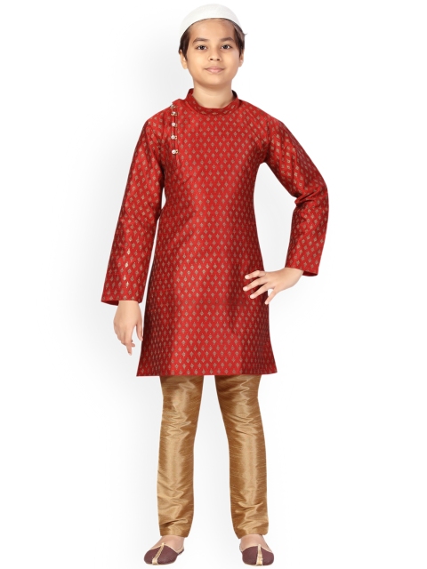 

LITTLE MAFIA BY Aarika Boys Maroon Pure Silk Kurta Pyjama With Cap