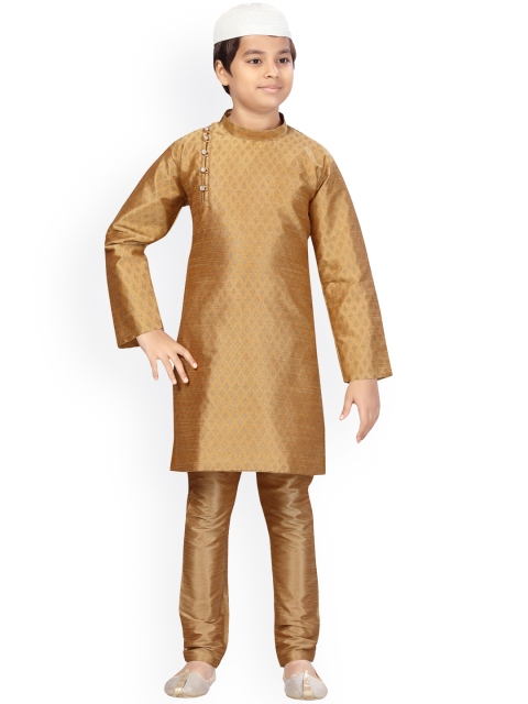

LITTLE MAFIA BY Aarika Boys Khaki Ethnic Motifs Pure Silk Kurta with Churidar