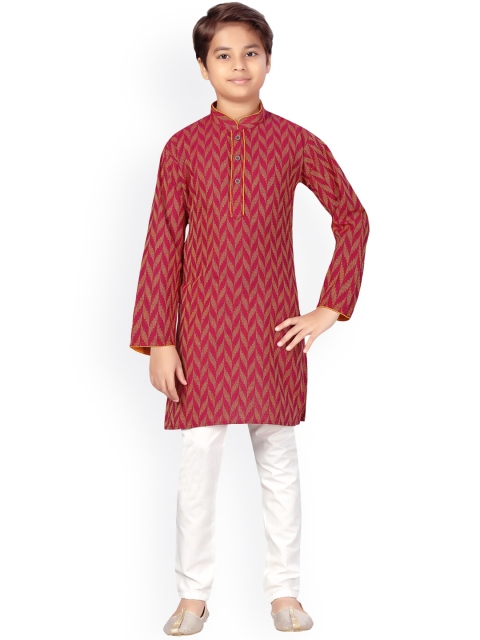 

LITTLE MAFIA BY Aarika Boys Purple Printed Pure Cotton Kurta with Trousers, Maroon