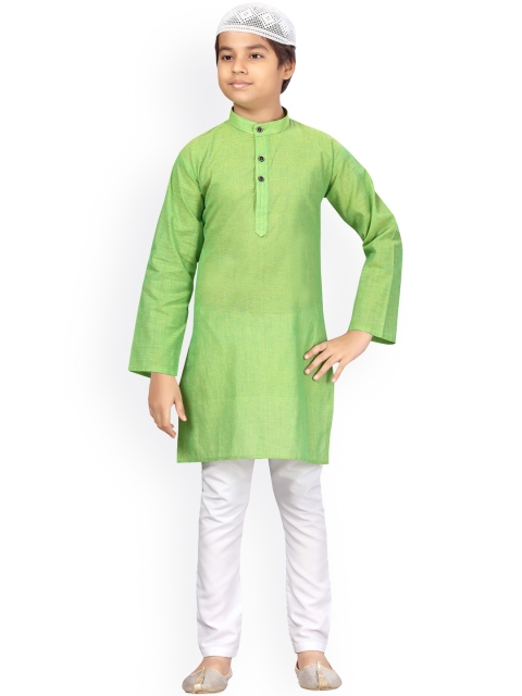 

LITTLE MAFIA BY Aarika Boys Green Pure Cotton Kurta Pyjama With Cap