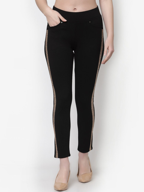 

Westwood Women Black Embellished Skinny-Fit Jeggings