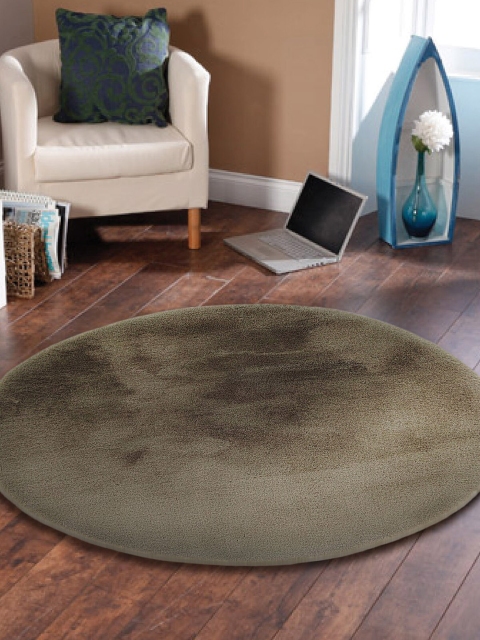 

OBSESSIONS Olive Green Centerpiece Round Carpet