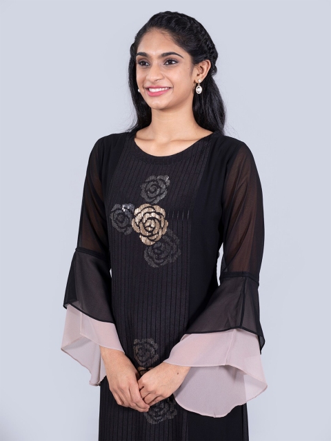 

taruni Black & Pink Ethnic Motifs Embellished Sequinned Tiered Anarkali Kurti