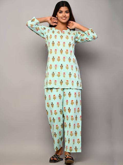 

Swasti Women Green & Pink Printed Pure Cotton Night suit