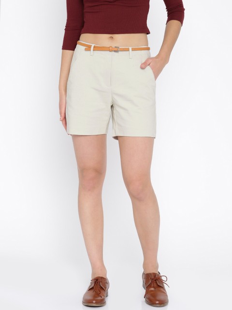 

Vero Moda Women Beige Hot Pants