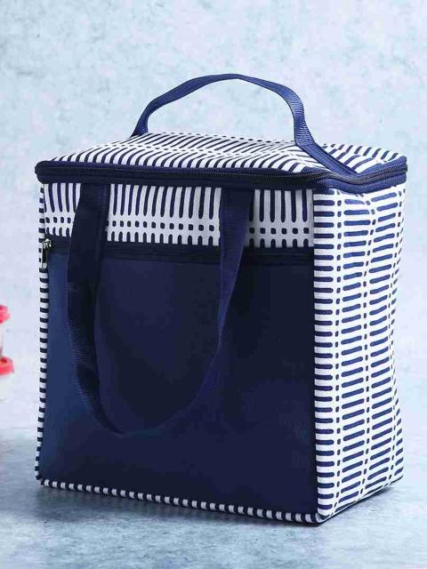 

Wonderchef Blue Printed Como Tiffin Bag