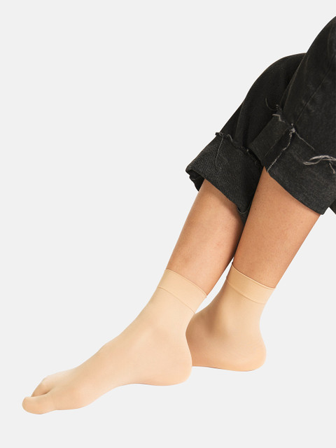 

Theater Women Beige Solid Above Ankle-Length Socks