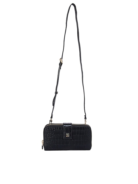 

Da Milano Women Black Textured Leather Zip Around Wallet