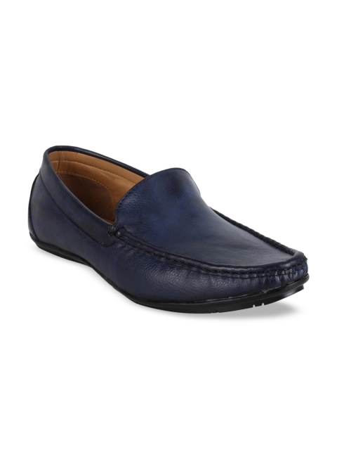 

Vardhra Men Blue Loafers