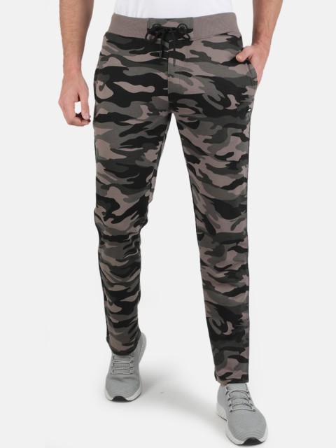 

Monte Carlo Men Green & Black Printed Track Pant