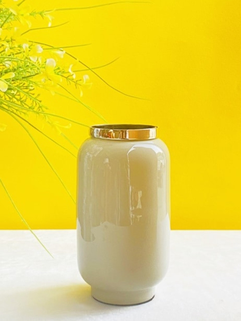 

Folkstorys White Solid Vases