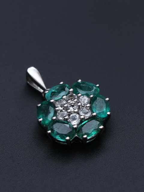 

HIFLYER JEWELS Rhodium-Plated Green Topaz-Studded Pendant, Silver