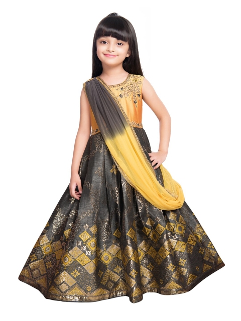 

BETTY Gold-Toned & Grey Ethnic Motifs Gown Maxi Dress with Dupatta