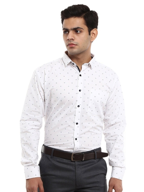 

V-Mart Men White Printed Cotton Formal Shirt