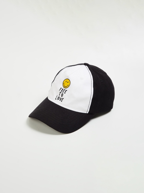 

SmileyWorld Men Black & White Printed Cotton Baseball Cap