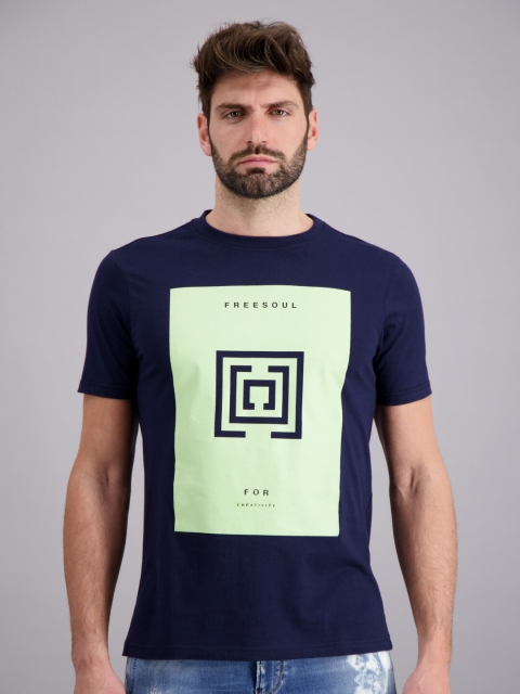 

FREESOUL Men Navy Blue Typography Printed Pure Cotton T-shirt