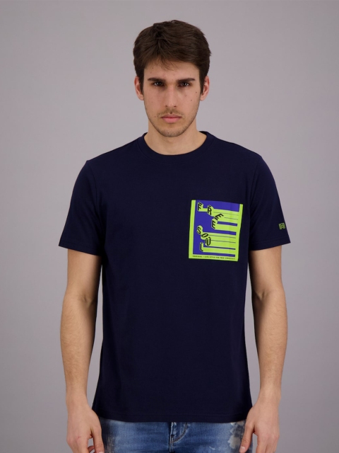 

FREESOUL Men Blue Printed Pure Cotton T-shirt