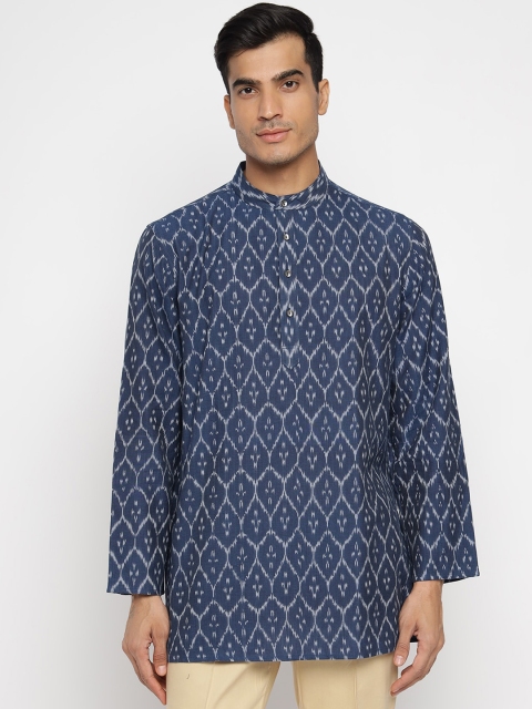 

Fabindia Men Blue & White Ethnic Motifs Printed Kurta