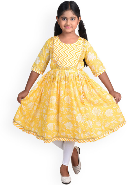 

Kinder Kids Girls Yellow Printed Pleated Pure Cotton Kurti with Churidar & With Dupatta