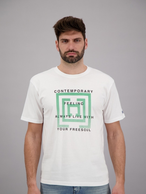 

FREESOUL Men White & Green Printed Pure Cotton T-shirt