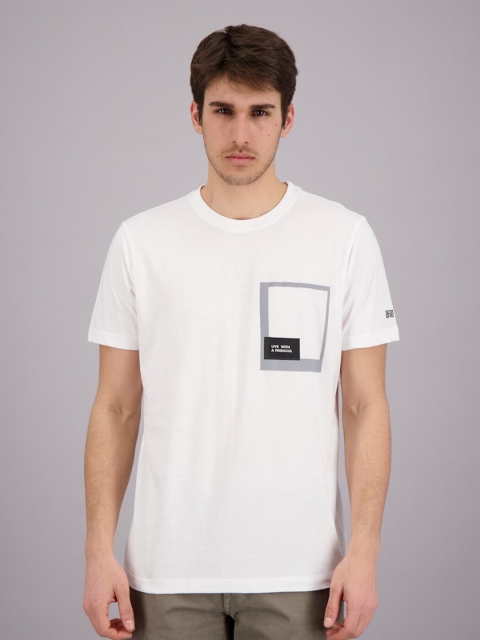 

FREESOUL Men White & Grey Printed Pure Cotton T-shirt