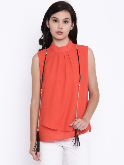 

Deal Jeans Women Red Solid Top