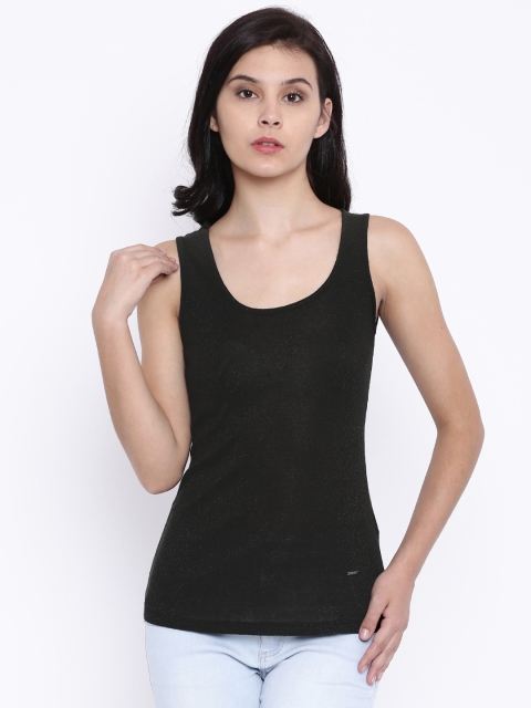 

Deal Jeans Women Black Solid Top