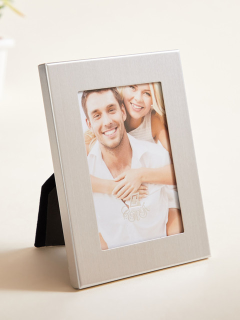 

Home Centre Grey Solid Single Rectangular Photo Frame