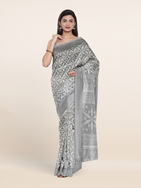 

Pothys Grey & Off-White Geometric Printed Saree