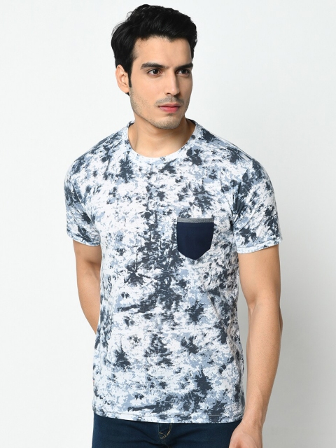 

Duke Men Navy Blue Dyed Slim Fit T-shirt