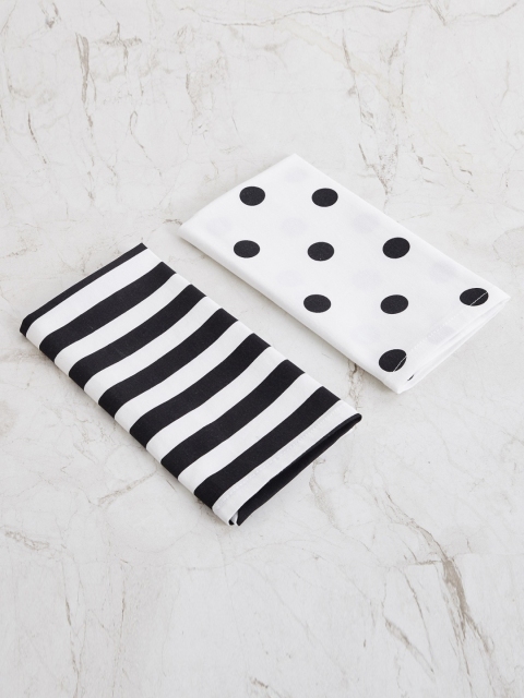 

Home Centre Set of 2 Black & White Printed Cotton Napkins