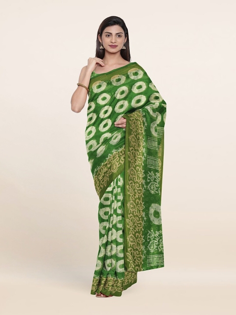 

Pothys Green & White Ethnic Motifs Printed Cotton Blend Saree