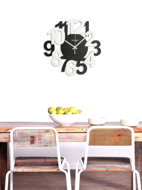 

RANDOM Black & White 38.1 cm Analogue Wall Clock
