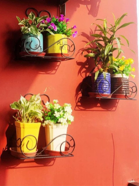 

Leafy Tales Set of 2 Black Solid Iron Planters Holder