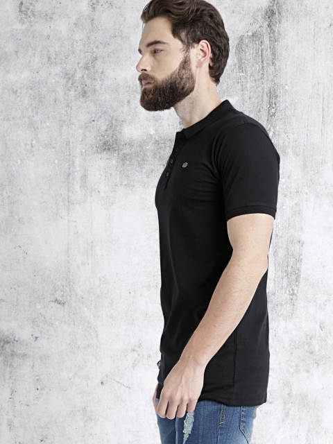 

Roadster Men Black Solid Polo Collar T-Shirt