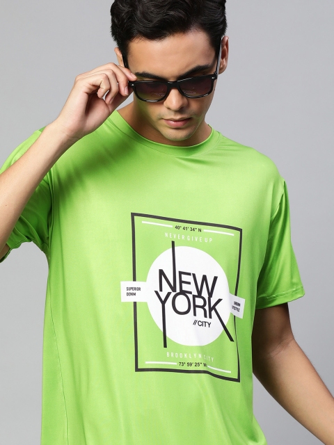 

mezmoda Men Green & Black Graphic Printed Dry-Fit T-shirt
