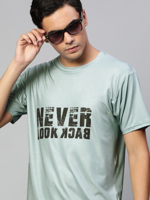 

mezmoda Men Grey & Black Typography Printed Dry-Fit T-shirt