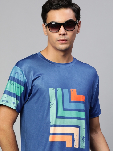 

mezmoda Men Blue & Orange Geometric Printed Dry-Fit T-shirt