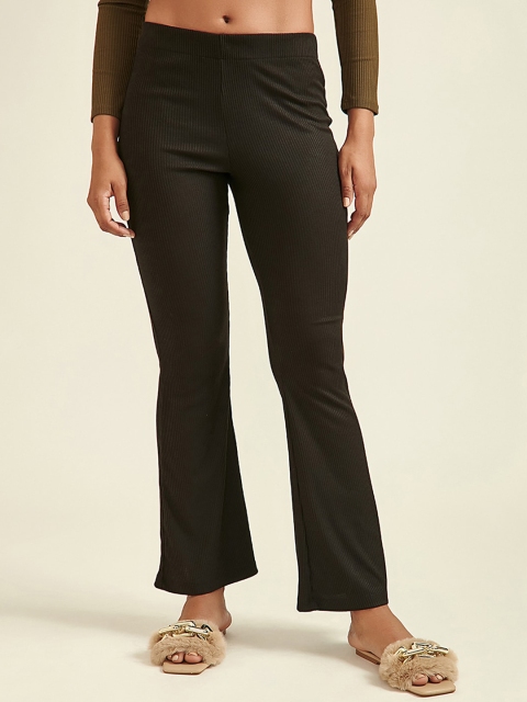 

COVER STORY Women Black Trousers