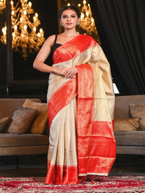 

BEATITUDE Off White & Red Floral Zari Silk Blend Banarasi Saree, Cream