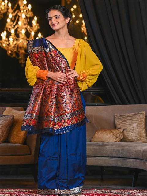 

BEATITUDE Blue & Red Zari Silk Blend Banarasi Saree