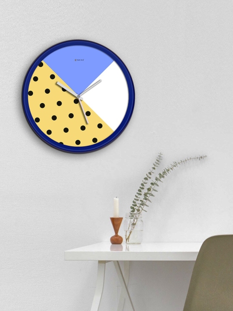 

WENS Blue & White Printed Contemporary Wall Clock