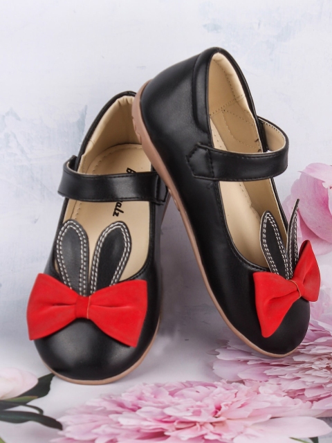

BOYZ N GALZ Girls Black Ballerinas with Bows Flats